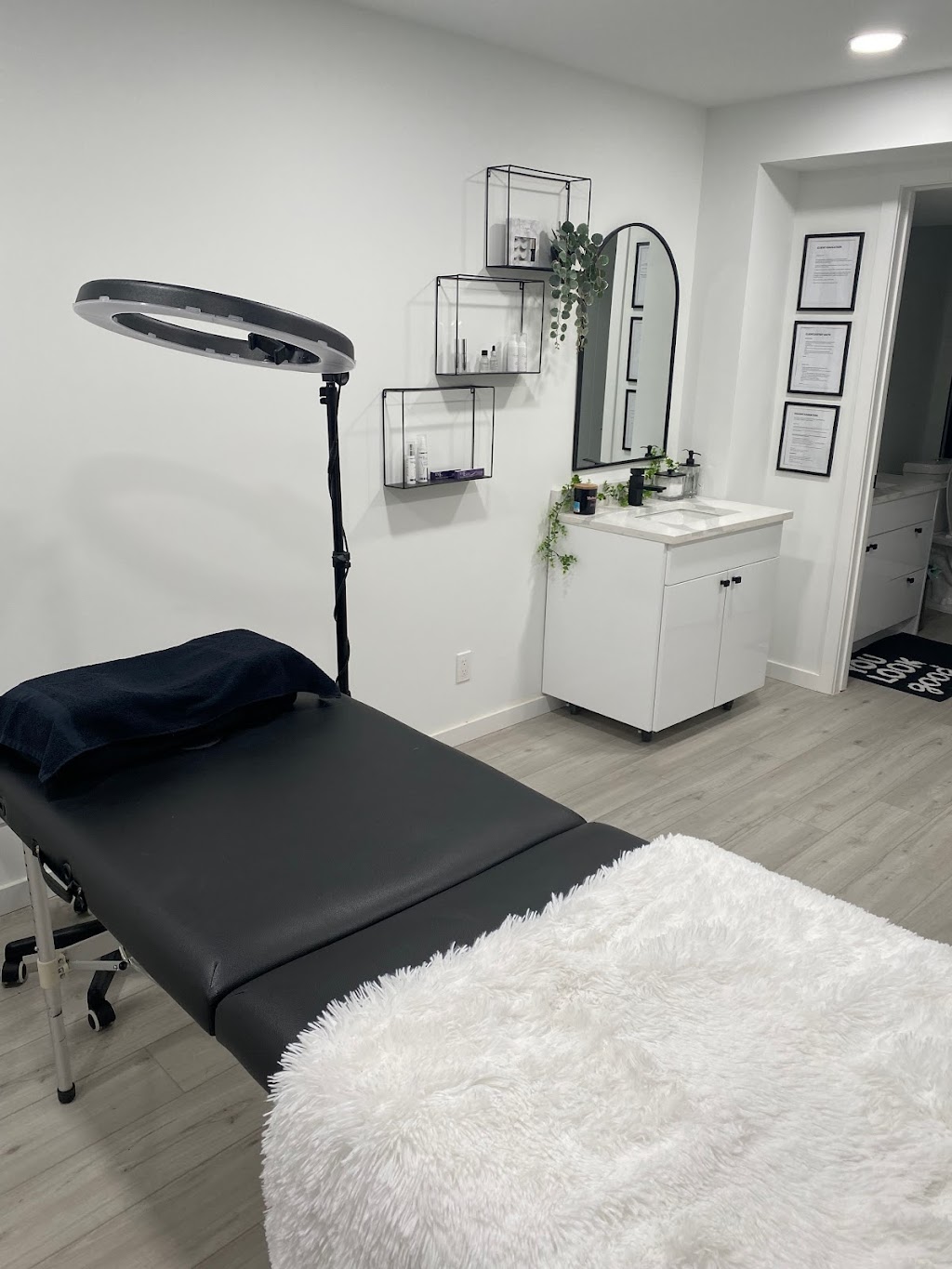 The Lash Studio & Academy Inc. | 4435 Annett Common SW, Edmonton, AB T6W 1A8, Canada | Phone: (587) 419-0848