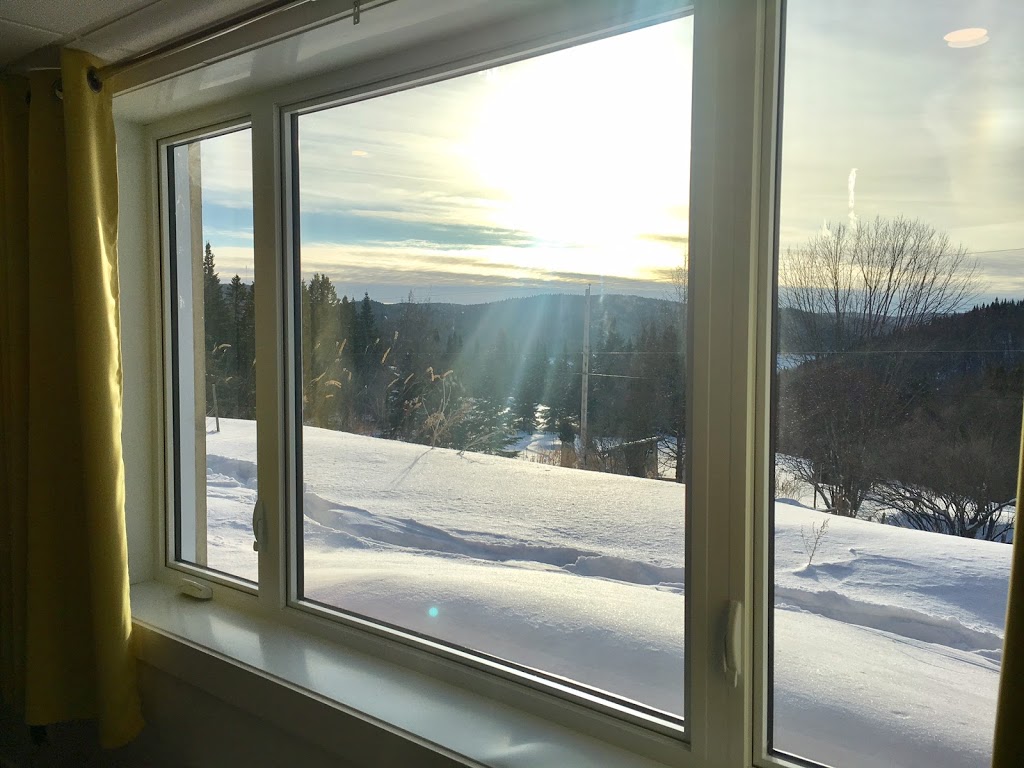 Gîte des Belvédères | 8 Chemin des Belvédères, Stoneham-et-Tewkesbury, QC G3C 2G4, Canada | Phone: (418) 848-1048