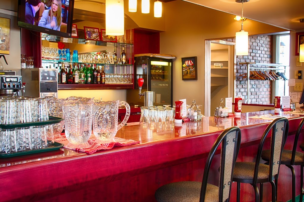 Restaurant La Feuille dErable | 242 Rue Principale, Vallée-Jonction, QC G0S 3J0, Canada | Phone: (418) 253-1200