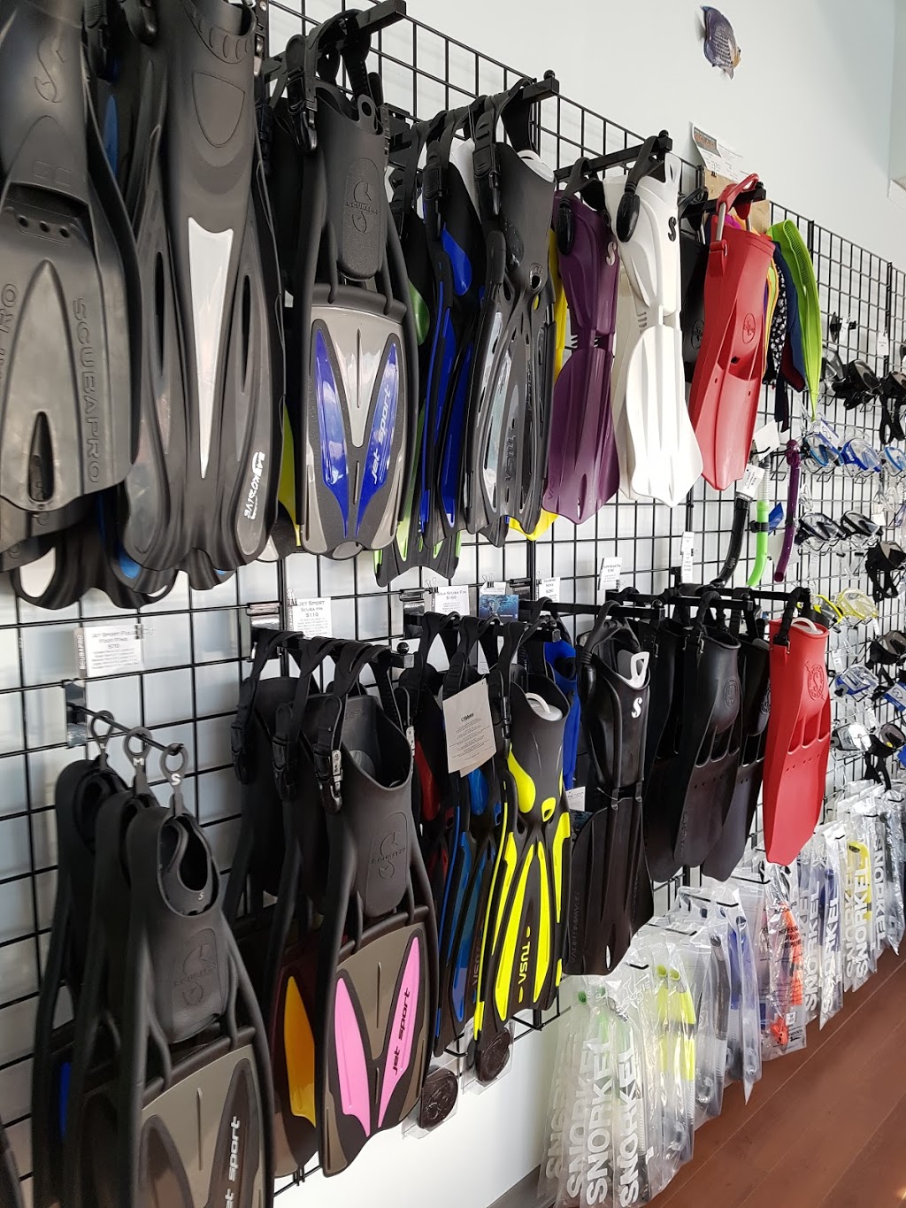 Scuba Gear Canada | 11781 156 St NW, Edmonton, AB T5M 3N4, Canada | Phone: (888) 483-0049