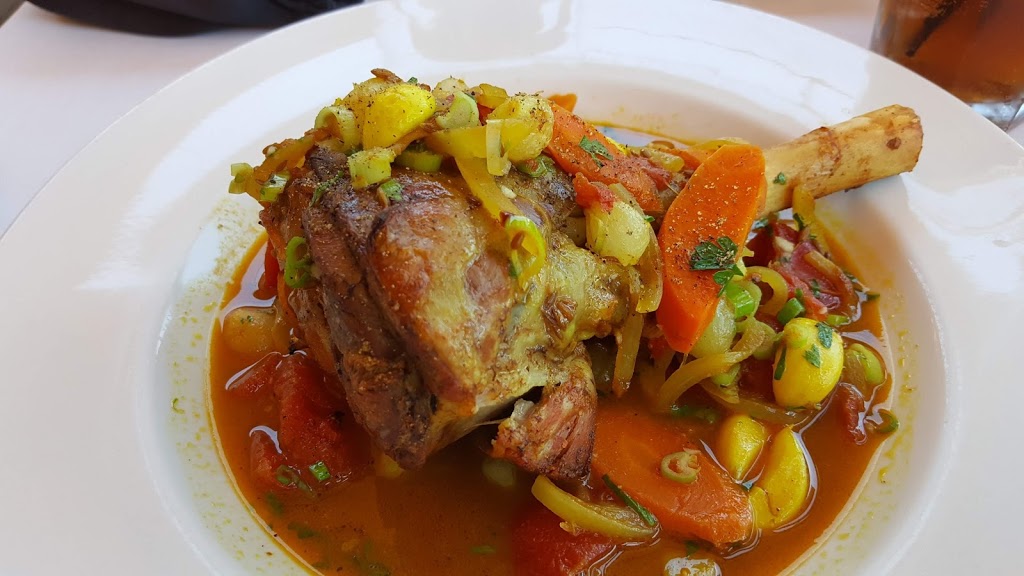 Bacchus Bistro | 1064 216 St, Langley City, BC V2Z 1R3, Canada | Phone: (604) 530-9694