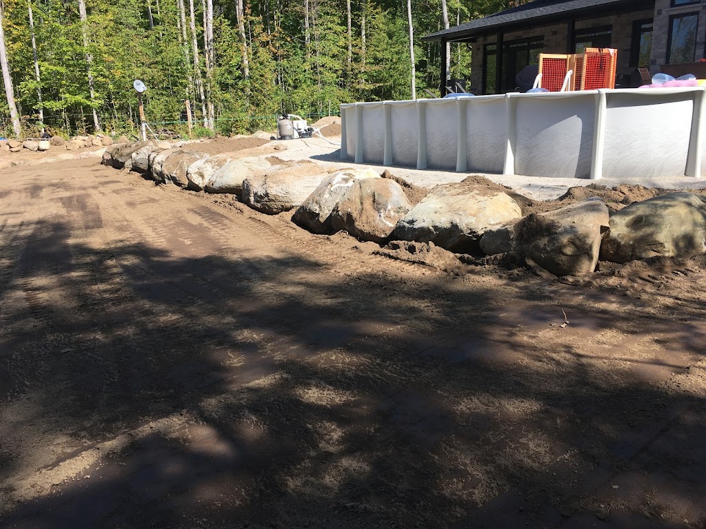 J&R Lee Excavating Ltd. | 719168 ON-6, Shallow Lake, ON N0H 2K0, Canada | Phone: (519) 935-2944