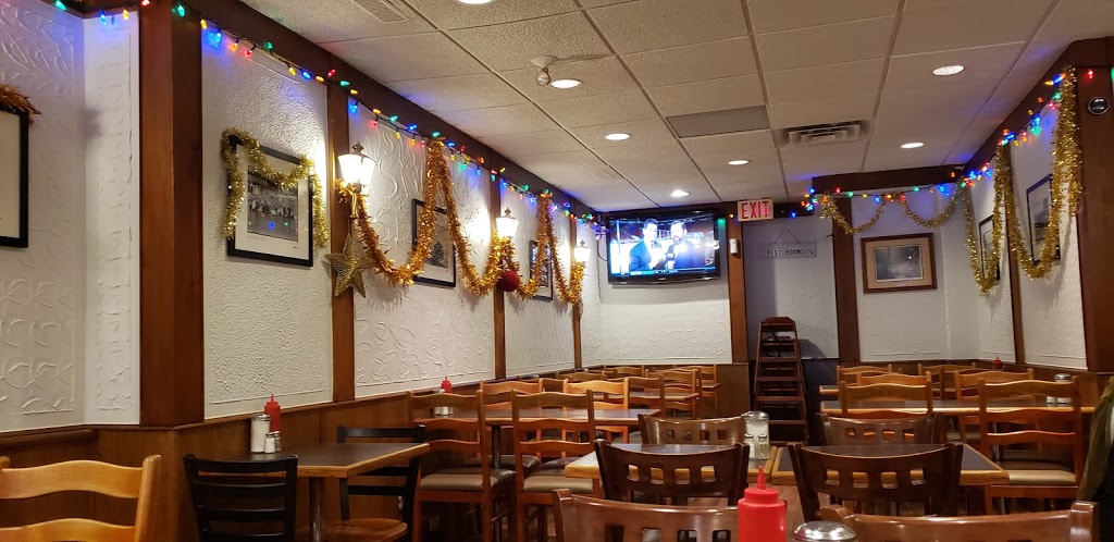 Aris Place | 229 Roncesvalles Ave, Toronto, ON M6R 2L6, Canada | Phone: (416) 533-0100