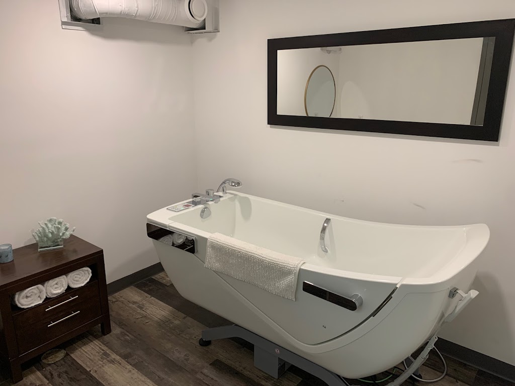 LakeShore Manor Chestermere | 200 Marina Dr, Chestermere, AB T1X 0A5, Canada | Phone: (587) 349-7444