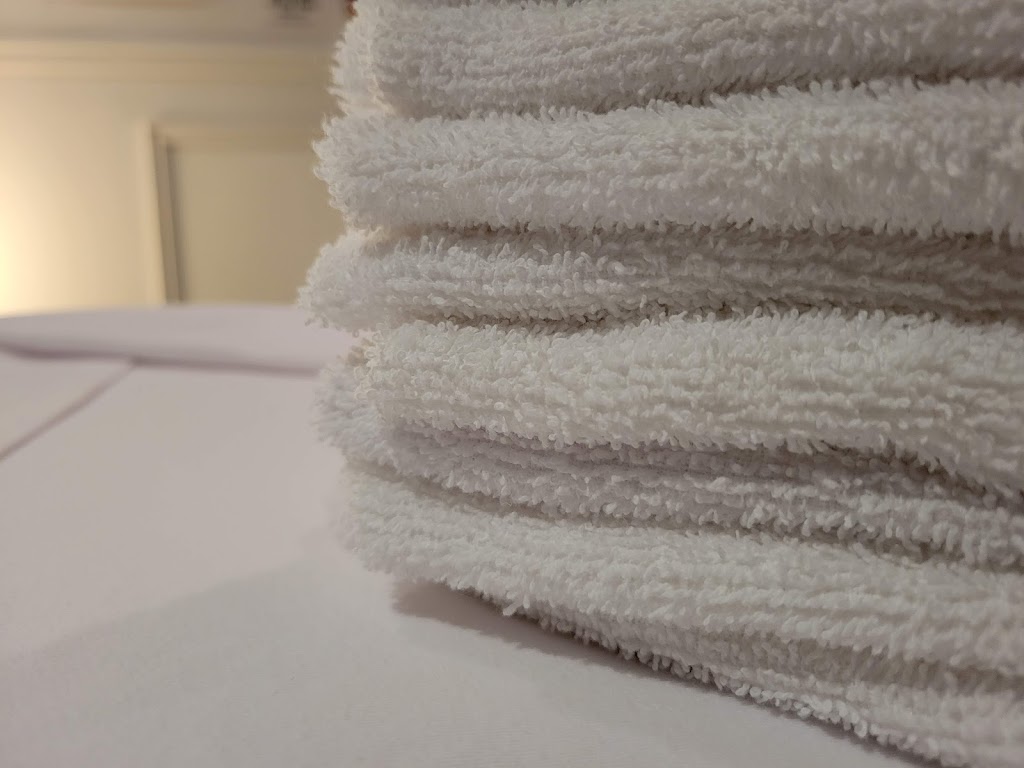 Massothérapie Essentiel du bien-être | 7086 Rue Ozias Leduc, Lévis, QC G6V 9K8, Canada | Phone: (581) 655-4277