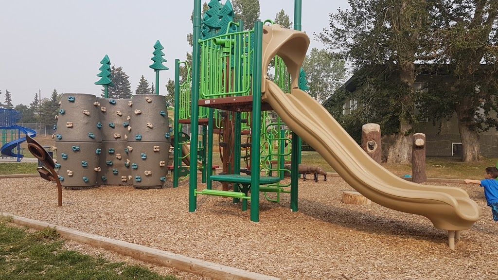 River Valley School | 3127 Bowwood Dr NW, Calgary, AB T3B 2E7, Canada | Phone: (403) 246-2275