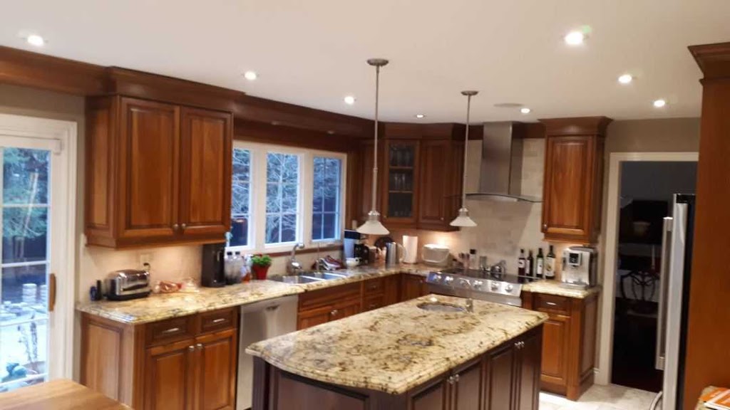 2GalsProPainting | 561 Brant St, Burlington, ON L7R 2G6, Canada | Phone: (289) 804-1868