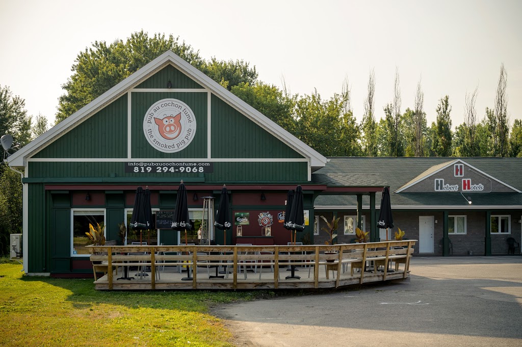 Pub au Cochon Fumé | 1625 Avenue Nicolas Perrot, Bécancour, QC G9H 3B8, Canada | Phone: (819) 602-0102