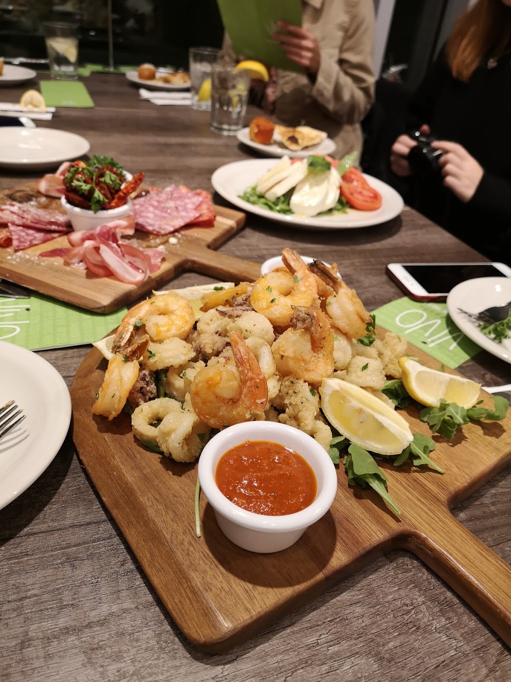 Vivo Pizza + Pasta | 655 Parkside Dr, Waterloo, ON N2L 5E7, Canada | Phone: (519) 781-8486