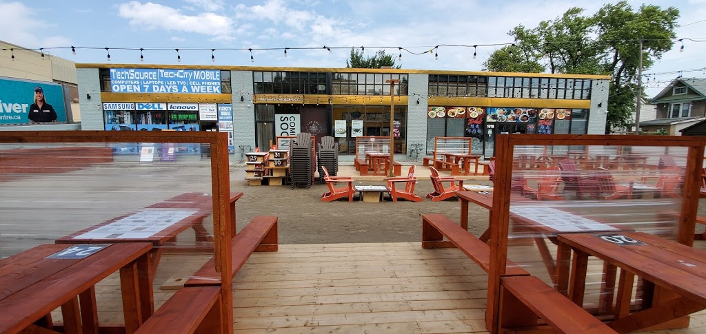 241 Pizza | 1016 Gerrard St E, Toronto, ON M4M 1Z3, Canada | Phone: (416) 241-0241
