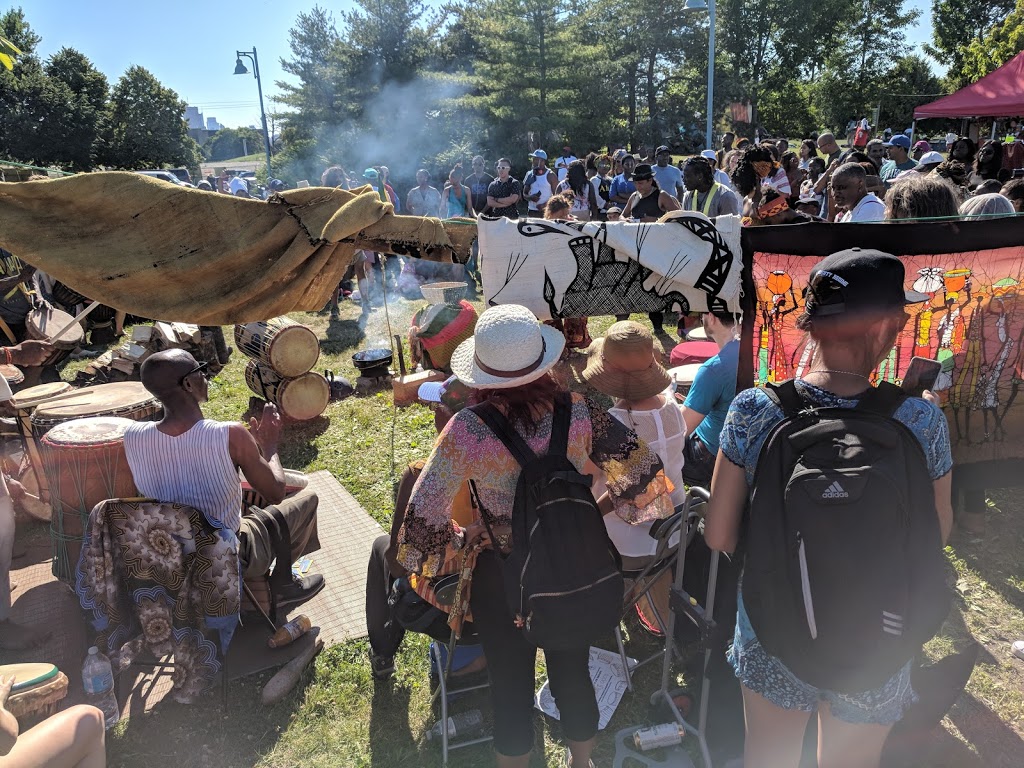 Woodbine Park | 1695 Queen St E, Toronto, ON M4L 1G7, Canada | Phone: (416) 392-2489