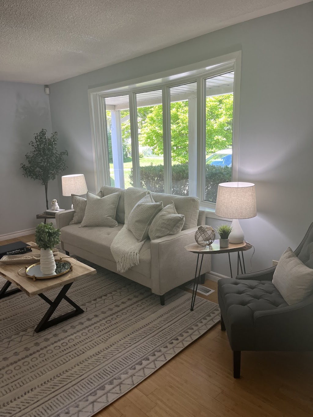 Lynette Desjardine, Real Estate Agent - London Ontario | 7018 Diane Crescent, London, ON N6P 1G2, Canada | Phone: (519) 852-9336