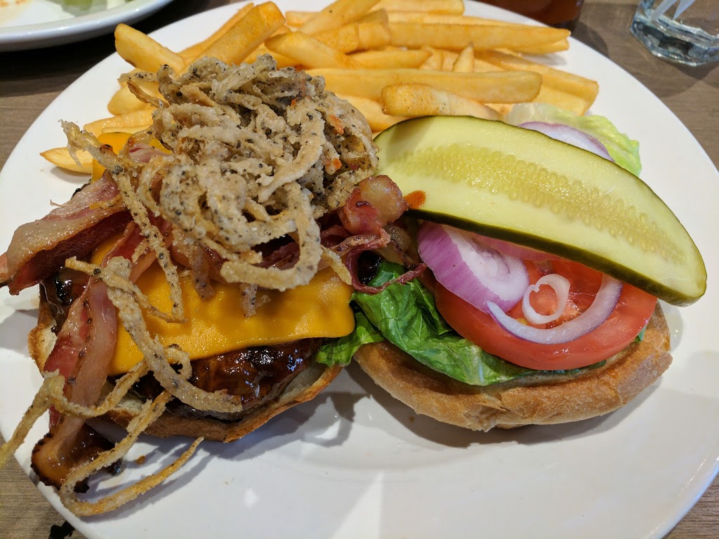 Red Onion Caledon | 14010 Hurontario St, Inglewood, ON L7C 2E1, Canada | Phone: (905) 838-0001