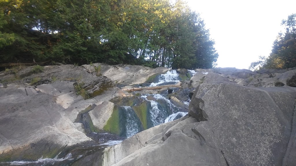 Halte municipale | 784 Rue Main, Ayers Cliff, QC J0B, Canada