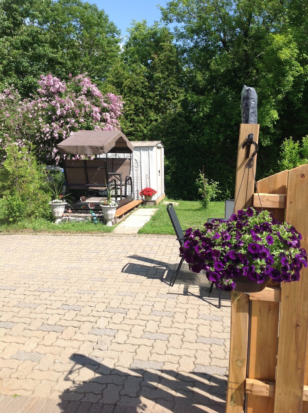 Résidence La Petite Rivière du Nord | 3543 Rue Gouin, Shawinigan, QC G9N 7P6, Canada | Phone: (819) 539-2471