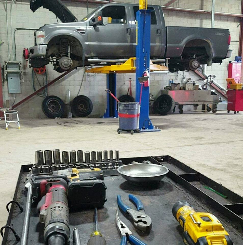 CSR Automotive | 56 Churchill Dr, Barrie, ON L4N 8Z5, Canada | Phone: (705) 796-1796