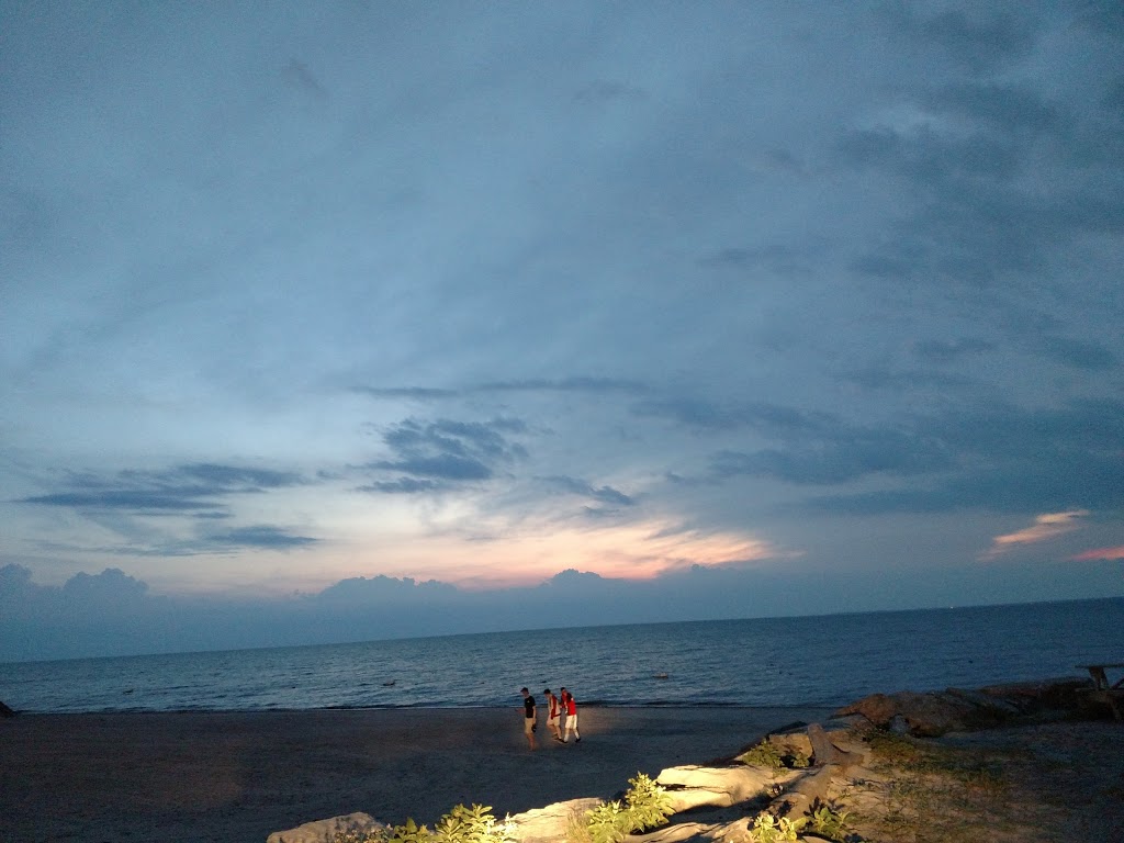 Hamburg beach | Hamburg, NY 14075, USA | Phone: (716) 627-2855