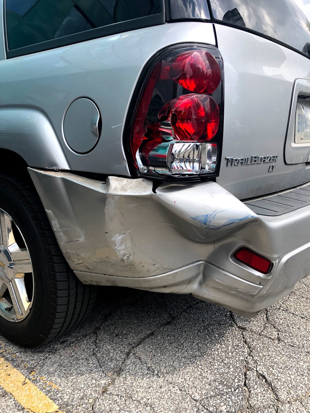 CARSTAR | 3575 Hawkestone Rd, Mississauga, ON L5C 2V1, Canada | Phone: (905) 897-2777