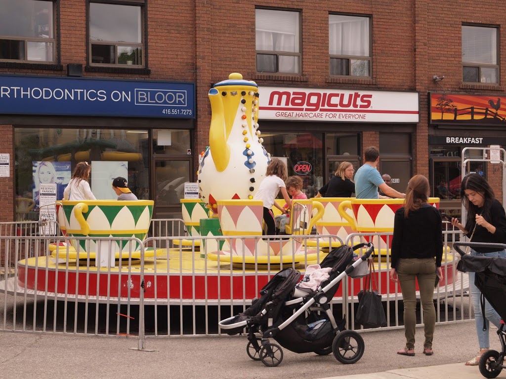 Magicuts | 2945 Bloor St W, Etobicoke, ON M8X 1B3, Canada | Phone: (416) 231-6533