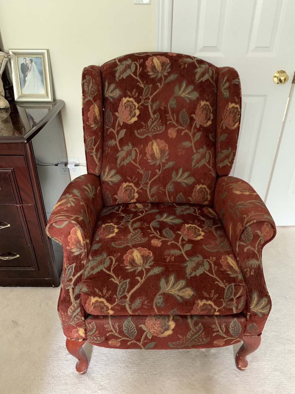 Barrie Family Upholstery | 272 Innisfil St, Barrie, ON L4N 3G1, Canada | Phone: (705) 795-5048