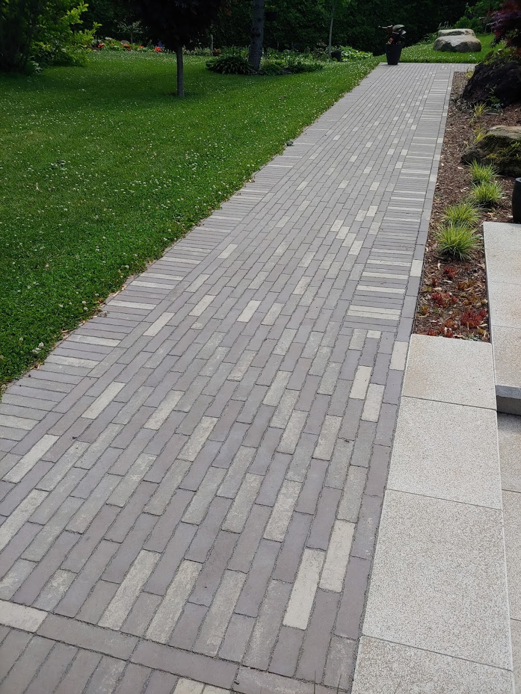 Rocvale | 794 QC-139, Acton Vale, QC J0H 1A0, Canada | Phone: (800) 946-2797