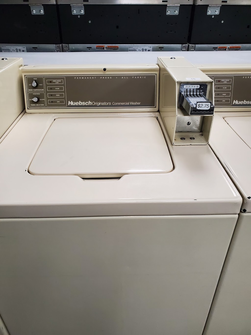 Sunshine Laundromat | 575 Market St, Port Elgin, ON N0H 2C0, Canada | Phone: (519) 386-6763