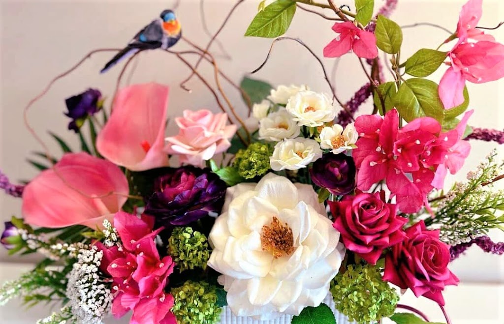 Golfan Florist | 12122 51 Ave NW Unit #308, Edmonton, AB T6H 6A3, Canada | Phone: (587) 936-3976