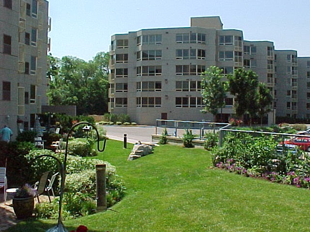St. Josephs Villa | 56 Governors Rd, Dundas, ON L9H 5G7, Canada | Phone: (905) 627-9011