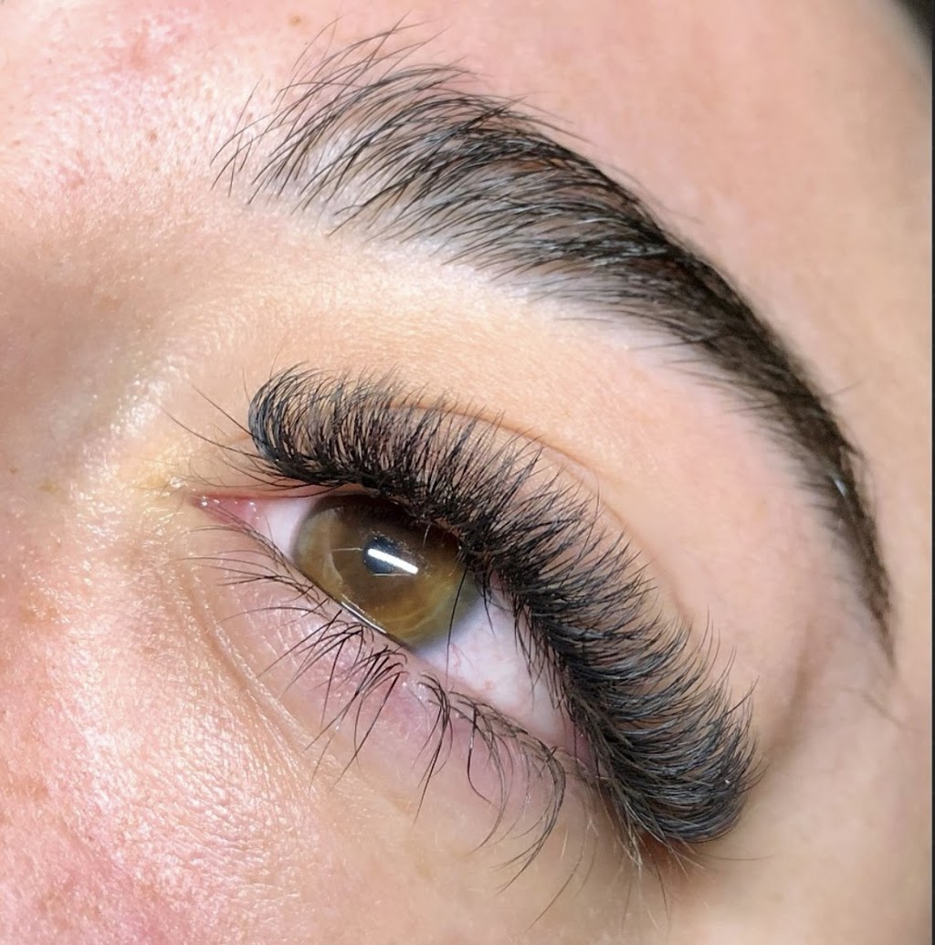 M Hair Pro | 5660 Ch. de Chambly Local 202, Saint-Hubert, QC J3Y 7E5, Canada | Phone: (514) 995-3813
