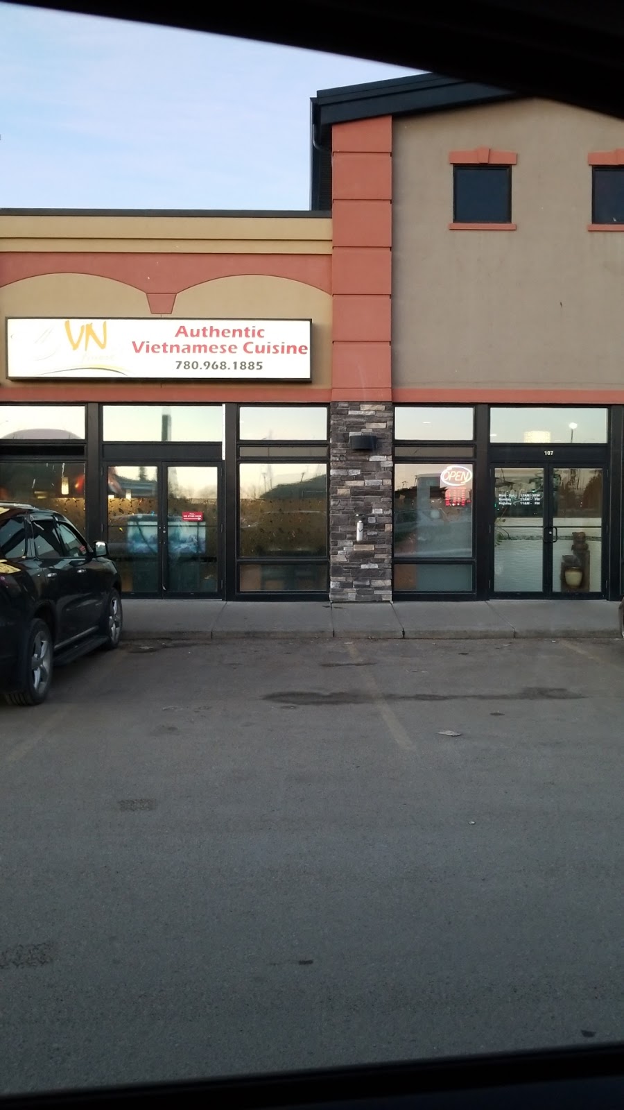 Twentyeighturbankitchen | 4807 44 Ave #108, Stony Plain, AB T7Z 1V5, Canada | Phone: (780) 968-9789