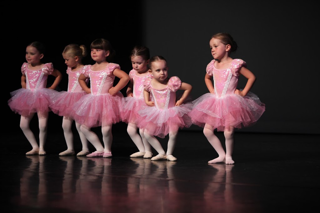 Premiere Studio of Dance | 1046 Peterborough County Rd 19, Peterborough, ON K9J 6X2, Canada | Phone: (705) 741-6545