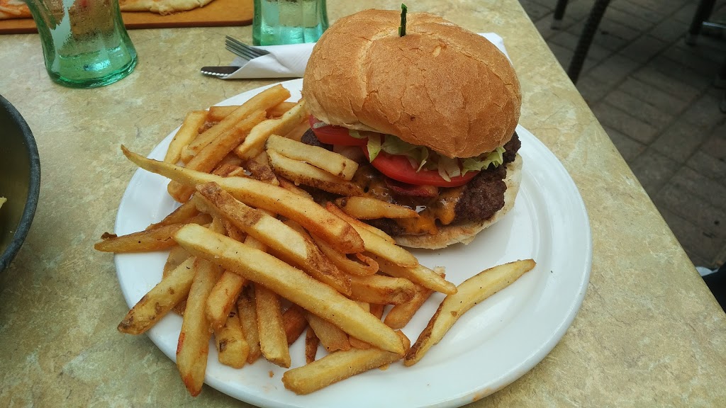 Applewood Village Plaza | 1077 N Service Rd, Mississauga, ON L4Y 1A6, Canada | Phone: (905) 528-8956 ext. 4146
