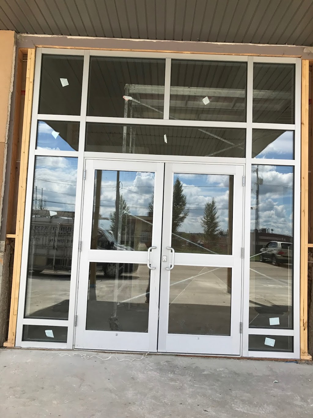 Andino Glass Svc | 18511 57 Ave NW, Edmonton, AB T6M 1Z8, Canada | Phone: (780) 686-5212
