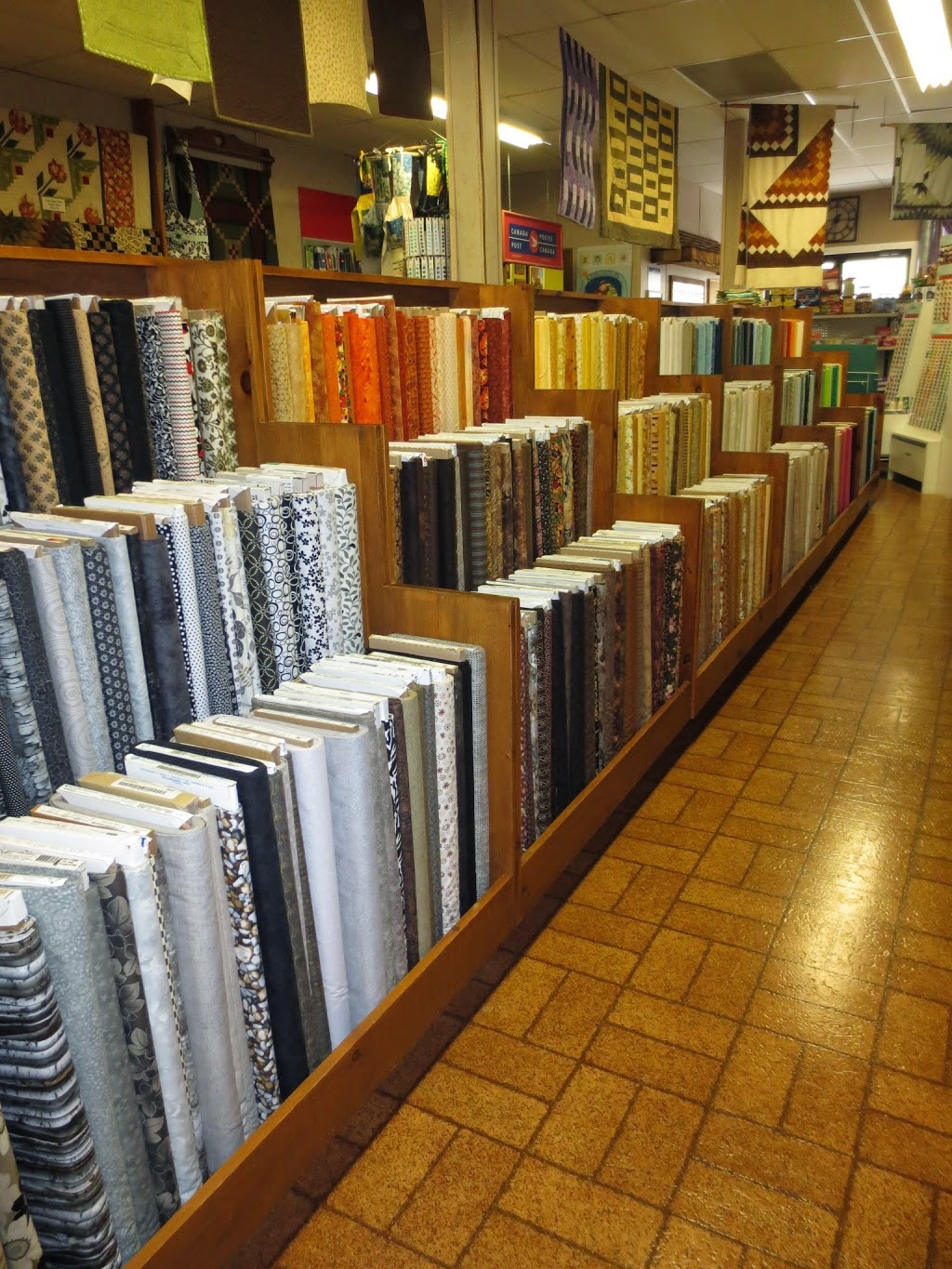 E & Es Cloth & Creations | 4463 Perth County Line 72, Newton, ON N0K 1R0, Canada | Phone: (519) 595-8569