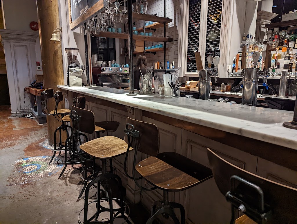 Pizzeria Antico | 4369 Main St #101, Whistler, BC V0N 1B4, Canada | Phone: (604) 962-9226