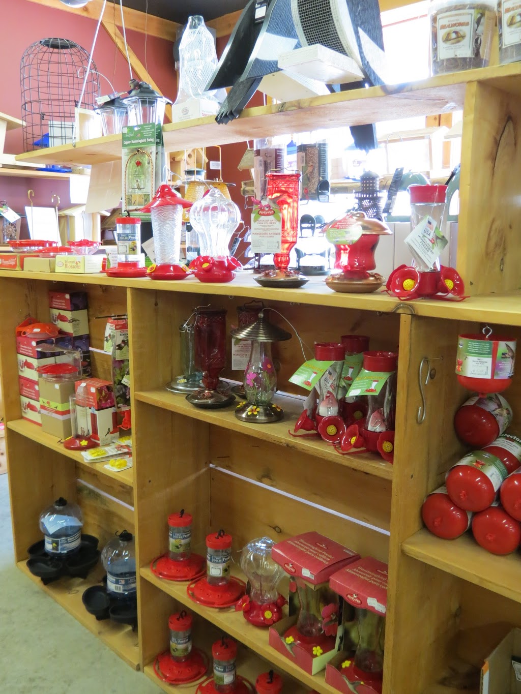 Hyde Park Feed & Country Store | 1830 Gainsborough Rd, RR 41, London, ON N6H 5L2, Canada | Phone: (519) 471-6870