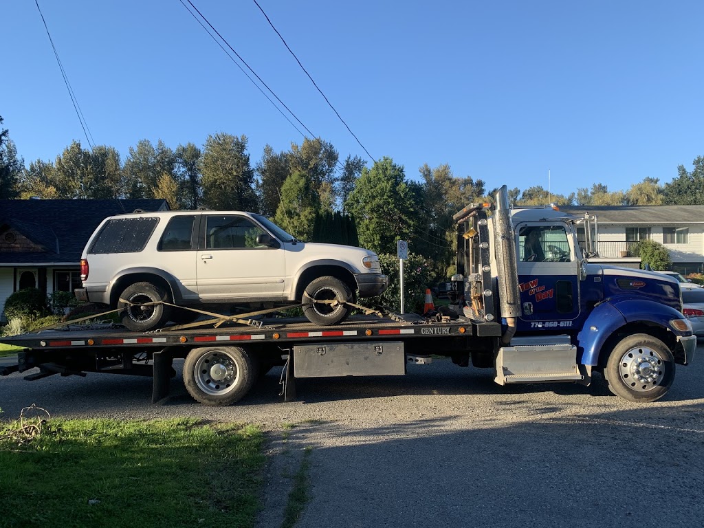 Tow of the day | 33307 Glasgow Ave, Mission, BC V2V 3Y2, Canada | Phone: (778) 860-6111