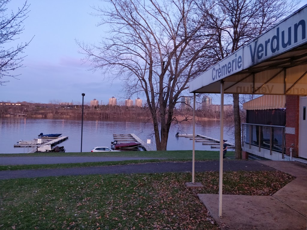 Crèmerie Verdun | 2B9, 5150 Boulevard LaSalle, Verdun, QC H4G 3G2, Canada