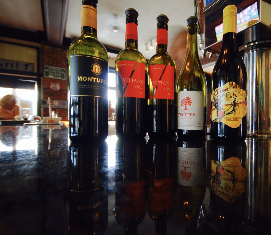 Lago Trattoria | 95 Main St, Newport, VT 05855, USA | Phone: (802) 334-8222