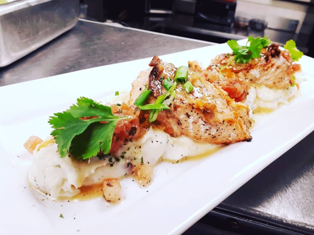 Dox Restaurant & Lounge | 2 Princess St, Kingston, ON K7L 1A2, Canada | Phone: (613) 549-8400