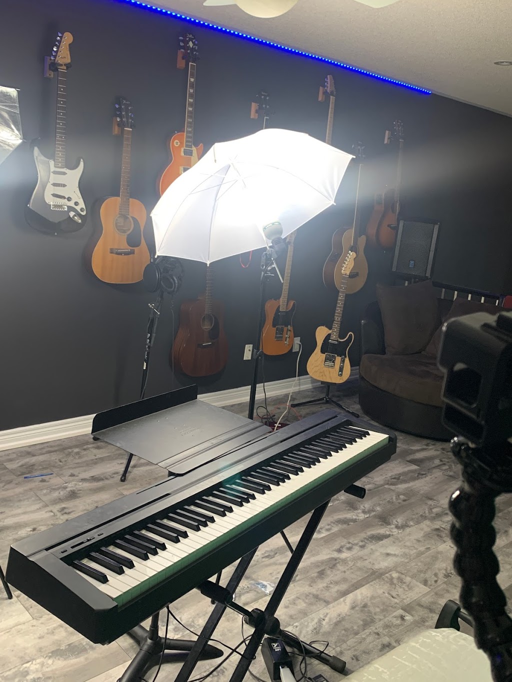 Imperial Academy of Music | 213 Nash Rd S, Hamilton, ON L8K 6S2, Canada | Phone: (647) 963-8265