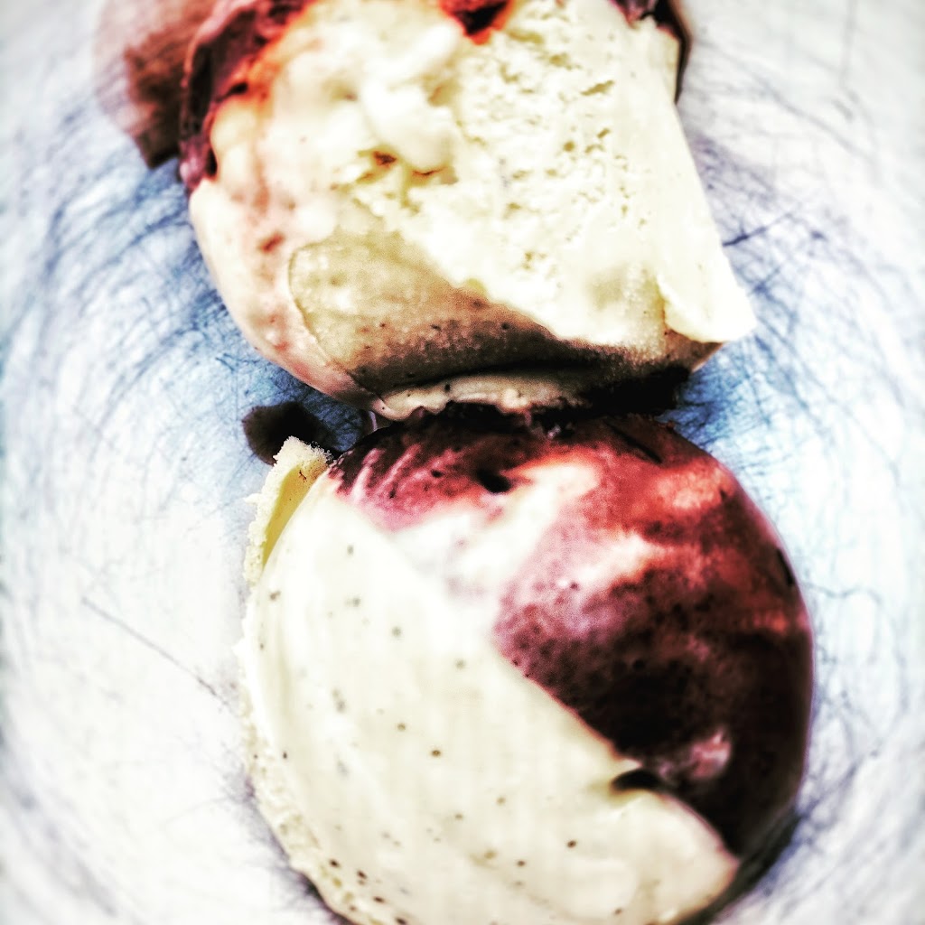 49 Below Ice Cream | 2575 Cadboro Bay Rd, Victoria, BC V8R 5J1, Canada | Phone: (250) 519-4900