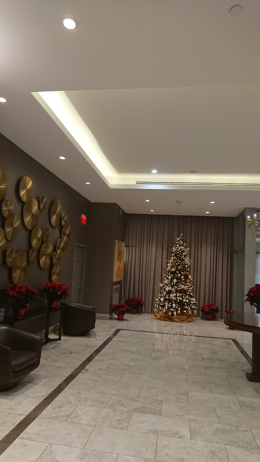 QuickStay - Luxury in Yorkville (Yonge & Bloor) | 155 Yorkville Ave, Toronto, ON M5R 1C4, Canada | Phone: (855) 977-1245