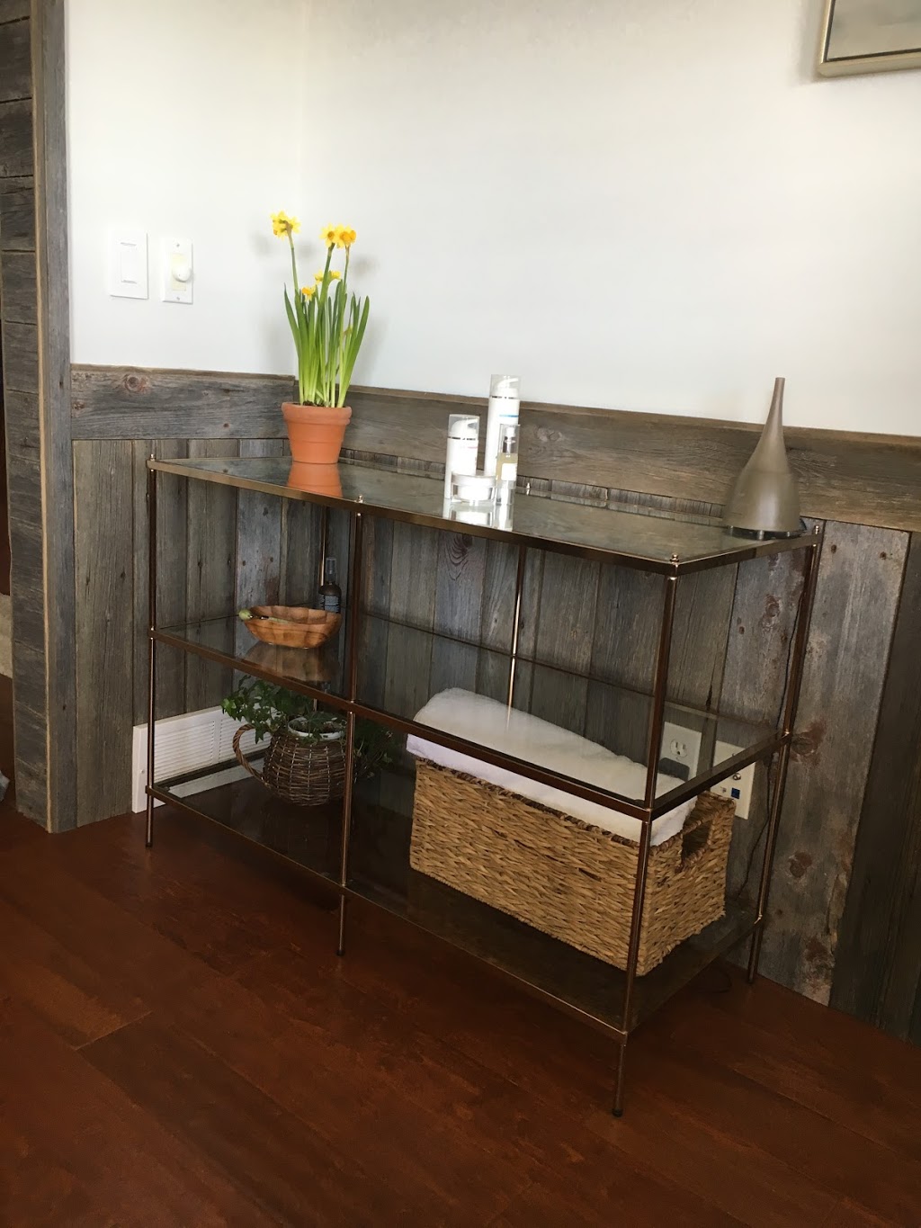 Nourish Facials | 109 Thornfield Close SE, Airdrie, AB T4A 2K8, Canada | Phone: (403) 860-5157