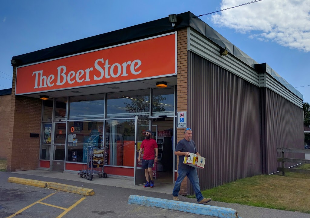 Beer Store | 240 Main St E, Dunnville, ON N1A 2X1, Canada | Phone: (905) 774-5423