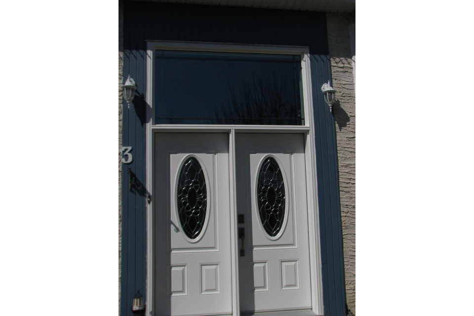Stonewall Glass Co.s | 2 Patterson Dr, Stonewall, MB R0C 2Z0, Canada | Phone: (204) 467-8929