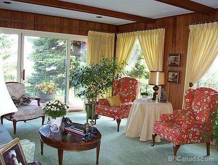Lyons Den Bed & Breakfast | 18 University Ave E, Guelph, ON N1G 1M9, Canada | Phone: (519) 821-2556