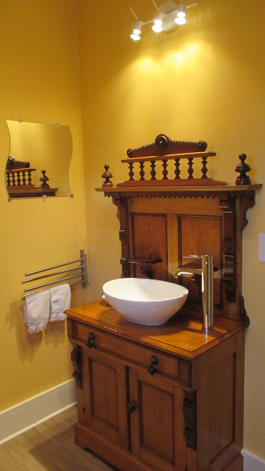 Vita Huset, Swedish-Inspired Extended Stay | 152 Prospect St, Newport, VT 05855, USA | Phone: (802) 334-3438