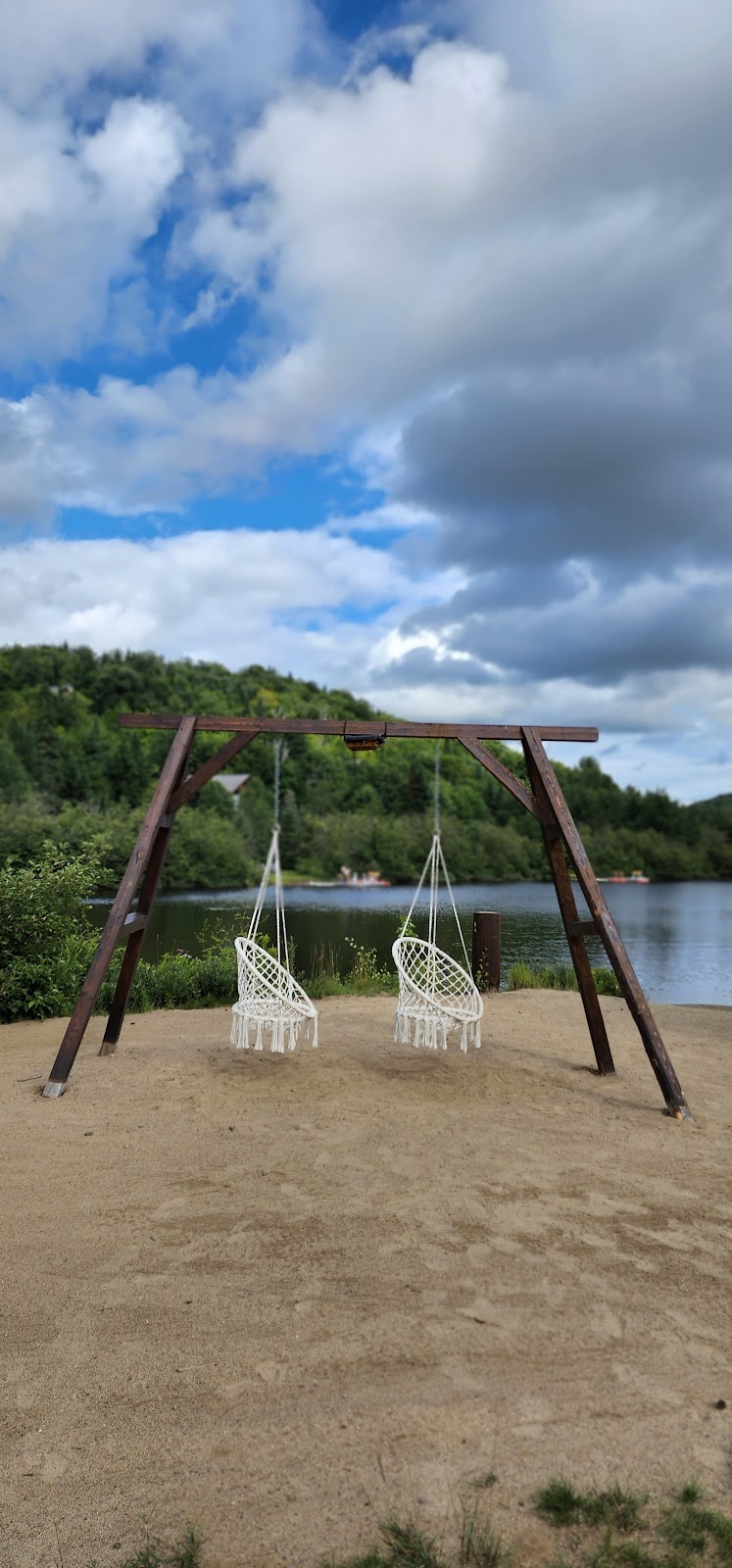 Domaine Royal Laurentien | 2237 Chem. du Lac Nantel S, Saint-Faustin-Lac-Carré, QC J0T 1J2, Canada | Phone: (819) 326-5454