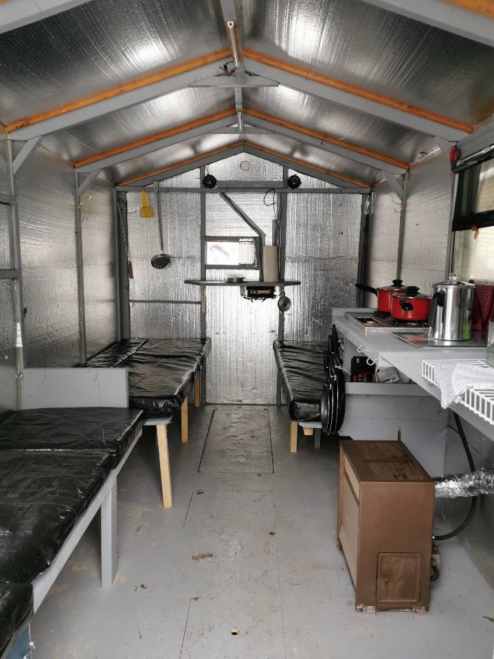 Dalrymple Daves FISH HUTS | 128 Fulsom Crescent, Orillia, ON L3V 6H5, Canada | Phone: (855) 923-3235